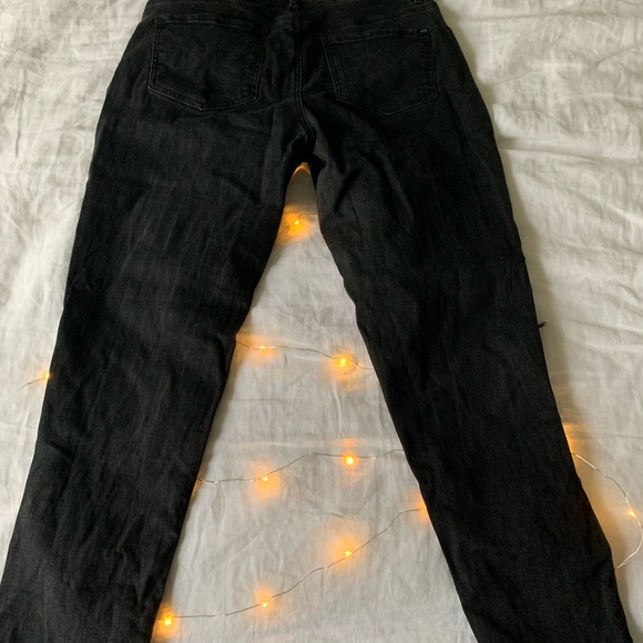 Garage Black Distressed Jeans - Picture 3 of 3